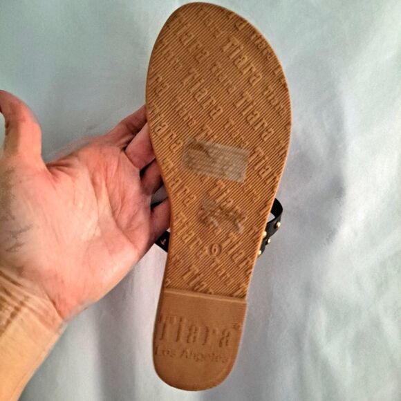 🛑Last Pair🛑Tiara Slip-On Thong Studded Sandals Black 6 - Picture 5 of 6